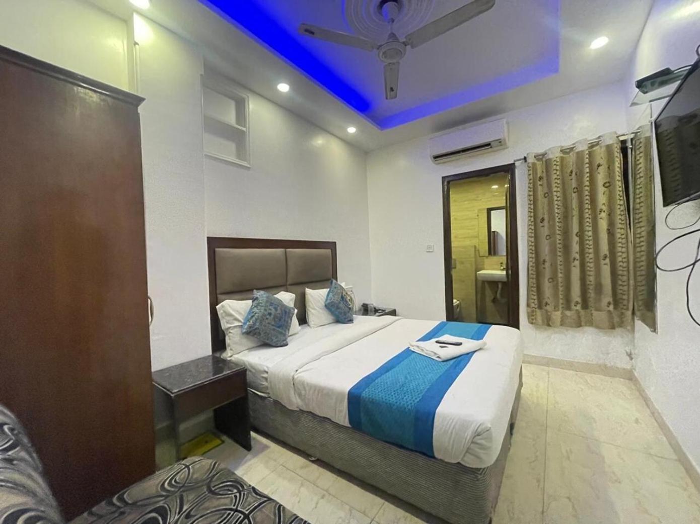 Shivdev International Near Railway Station Hotel 3*